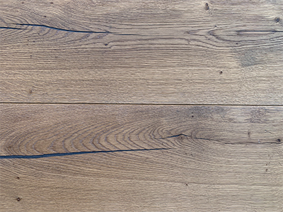 Reclaimed wood van Dennebos Flooring. Gezaagd uit oude balken